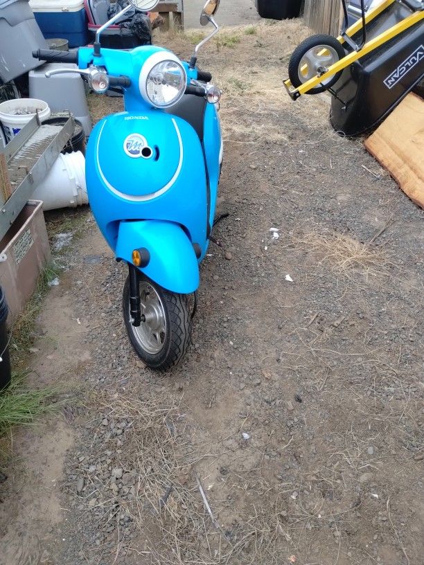 2014 Honda Metropolitan Scooter