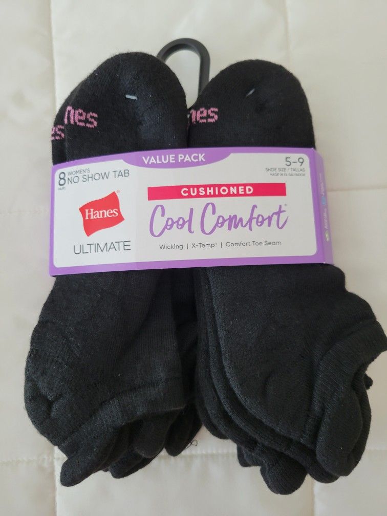 Hanes 8 Pairs No Show Tab Socks New