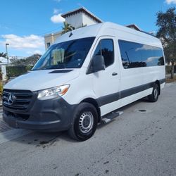 2021, Mercedes Benz Passenger 