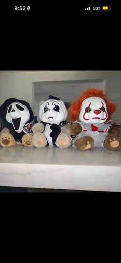 Spirit Halloween TEDDY TERRORS Plush Bears PENNYWISE Terrifier Ghost Face Set 3