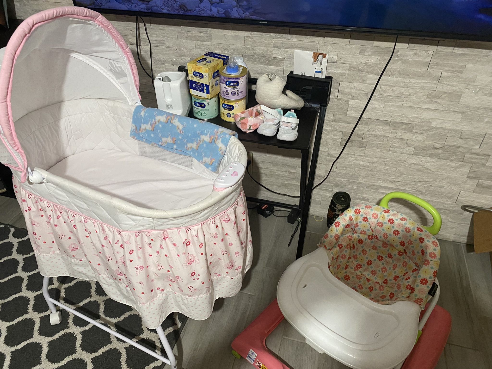 Nursery Baby Walker Bassinet Like New