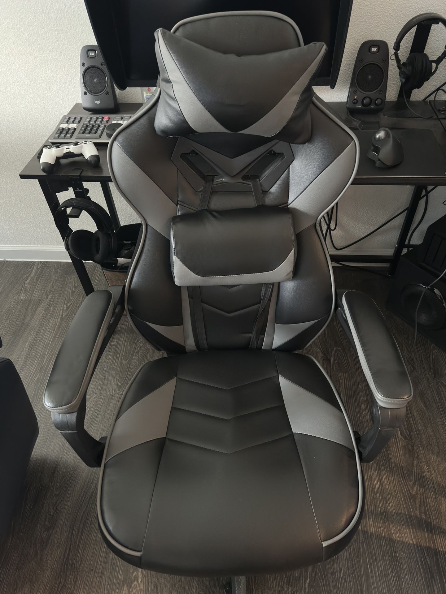 Gaming/Office Chair! Black & Gray