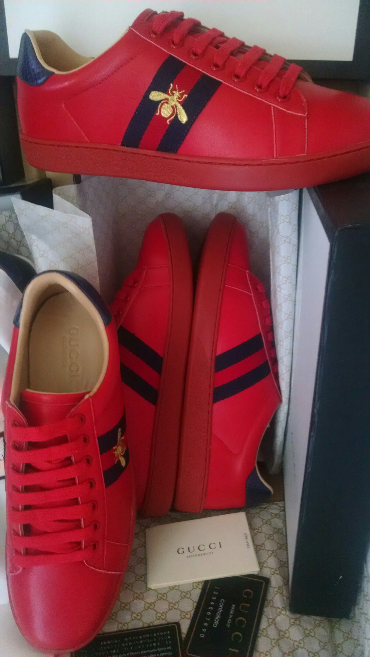 Size 10 Red Gucci