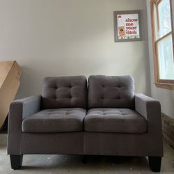 Grey Couch *Price Drop* New Condition
