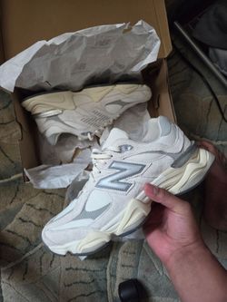 New balance shoes