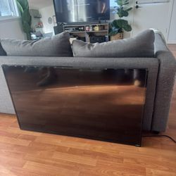 Vizio Tv 45’ inch