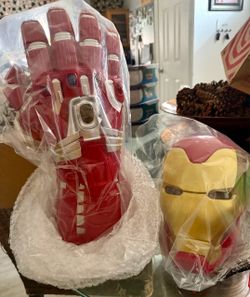 Iron Man Gauntlet and Helmet endgame popcorn  bucket AMC