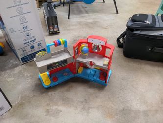 Baby Toy Shop/Classroom