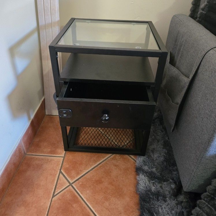 End Tables Set