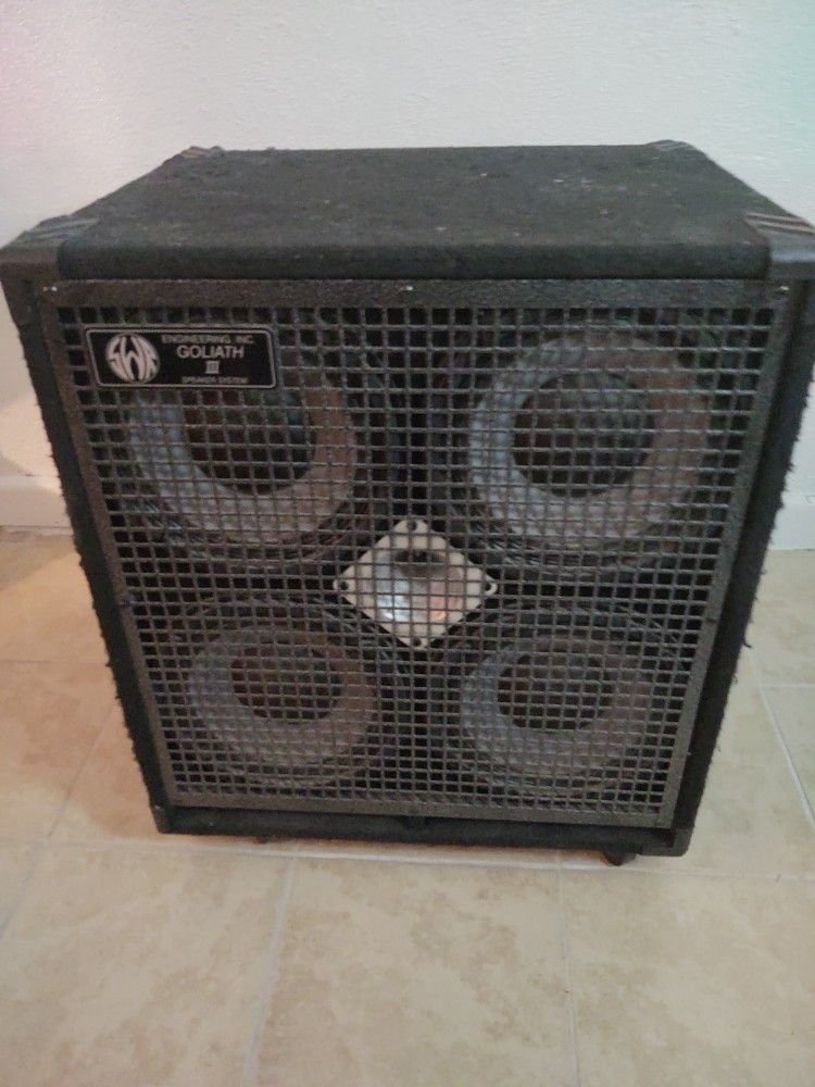 Goliath III Speaker Cabinet