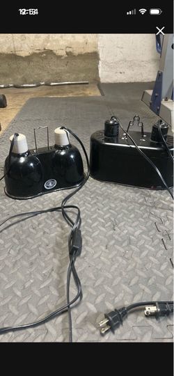 Double bulb reptile light fixtures