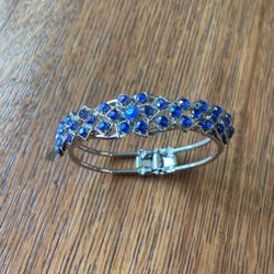 Vintage Bangle Bracelet 