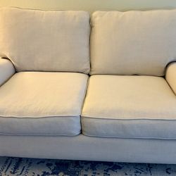 Love Seat Sofa 66”x42”x32”