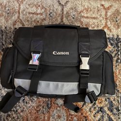 Canon Camera Bag with dividers