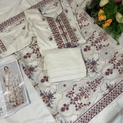 Pakistani Indian Clothes And Dresses
