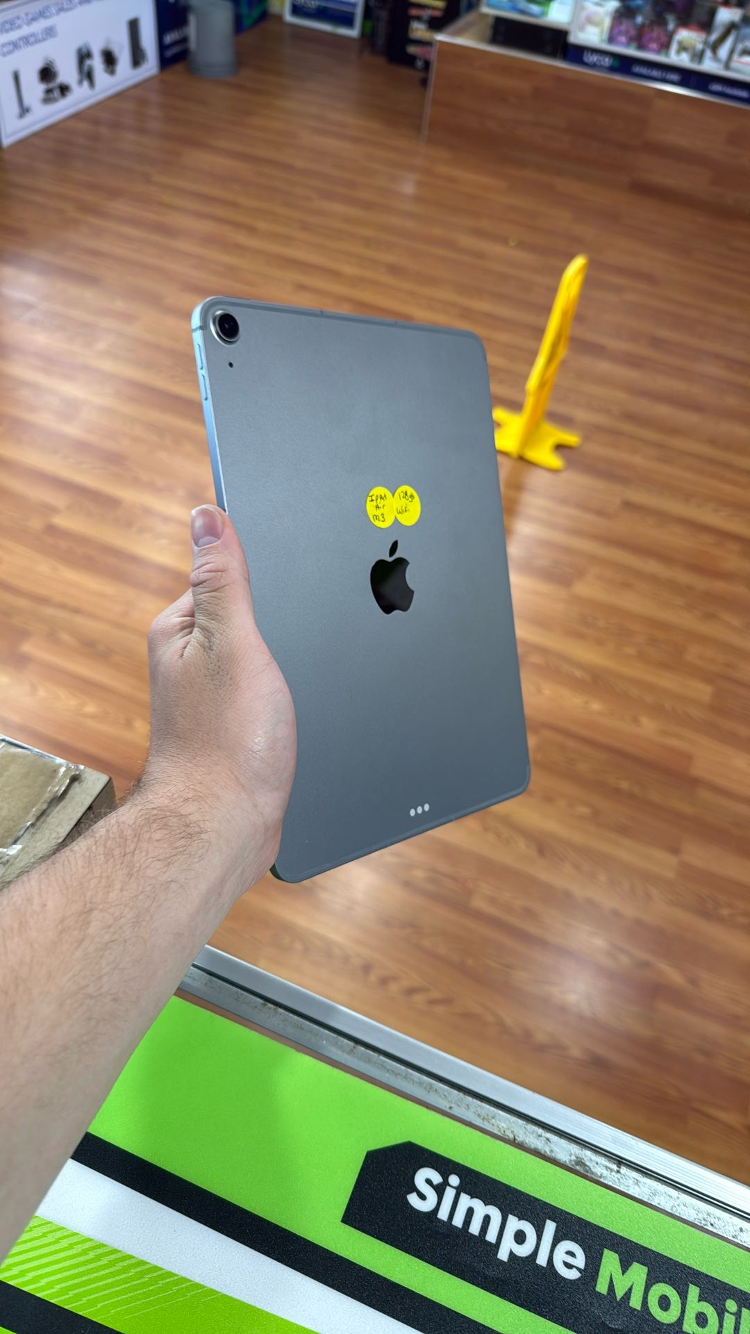 2025 iPad Air 11” M3 128gb Space Grey