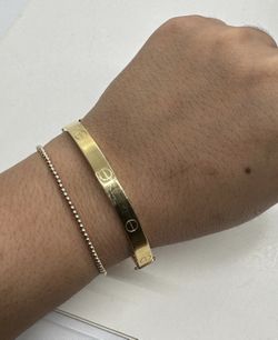 10K Gold Bangle Bracelet
