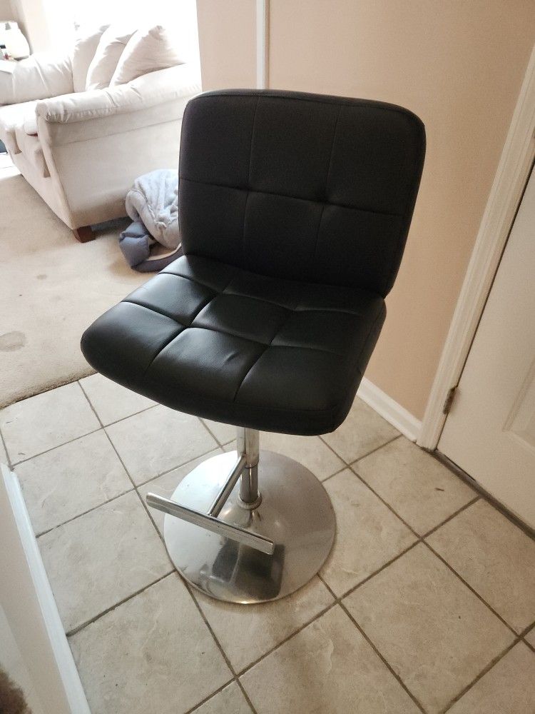 Free Bar Stool/chair