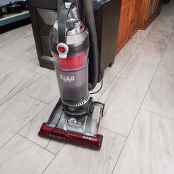 Hoover WindTunnel High Performance Pet Vacuum