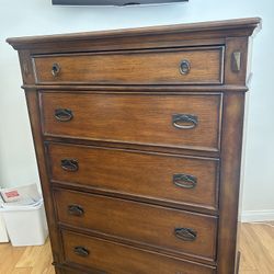 Mahogany Wood Dresser