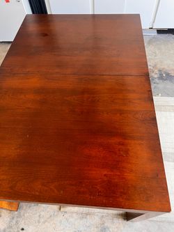 Dining Table + leaf