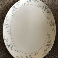 2 Very Big Service Dishes 