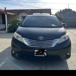 2013 Toyota Sienna