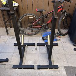 Adjustable individual racks