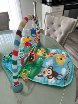 Play mat.