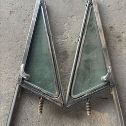 Vent window assembly 67-72 C10