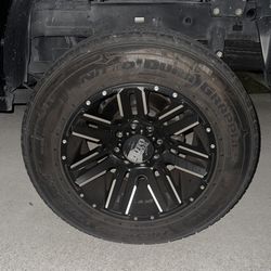 Moto 20 Inch Rims Nitro Grapplers 