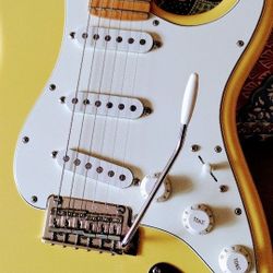 Fender Stratocaster LTD Edition, Buttercream & Cool Maple, Awesome Performer In Gorgeous Condition +with a Gig Bag; Trade Ur Telecaster +$ To U ?