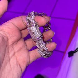 white gold gld bracelet cuban cz