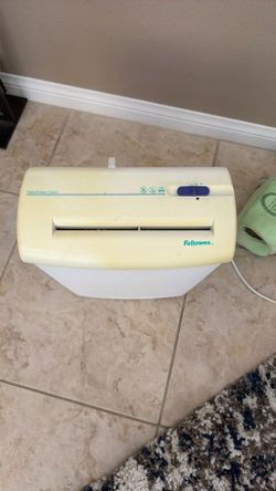Paper shredder