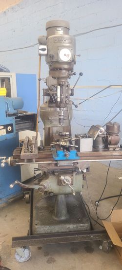 Bridgeport/Sharp Milling Machine