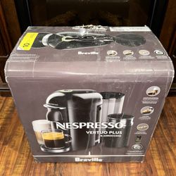 Nespresso VertuoPlus Deluxe Coffee Maker & Espresso Machine by Breville with Aeroccino