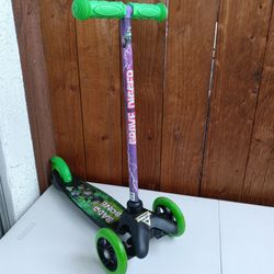 Scooter monster jam