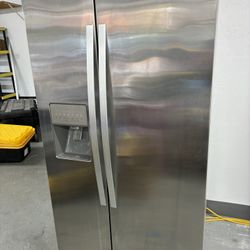 Whirlpool Refrigerator 
