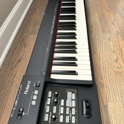Roland RD-64 Keyboard 