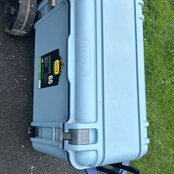 NEW OTTERBOX VENTURE 65 Wheeled Cooler