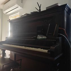 Free Piano