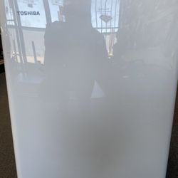 Toshiba 12k BTU Stand Up AC