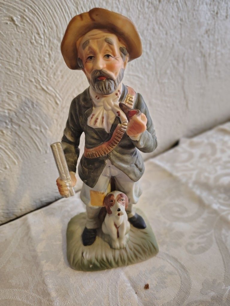 Hand Painted Ceramic Figurine From The Seventies Perfect Condition 