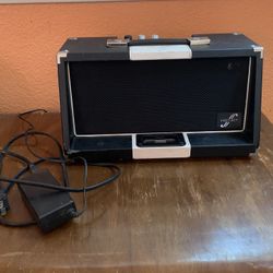 Guitar Amplifier iPod docking station 