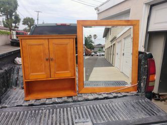 Mueble de baño y espejo