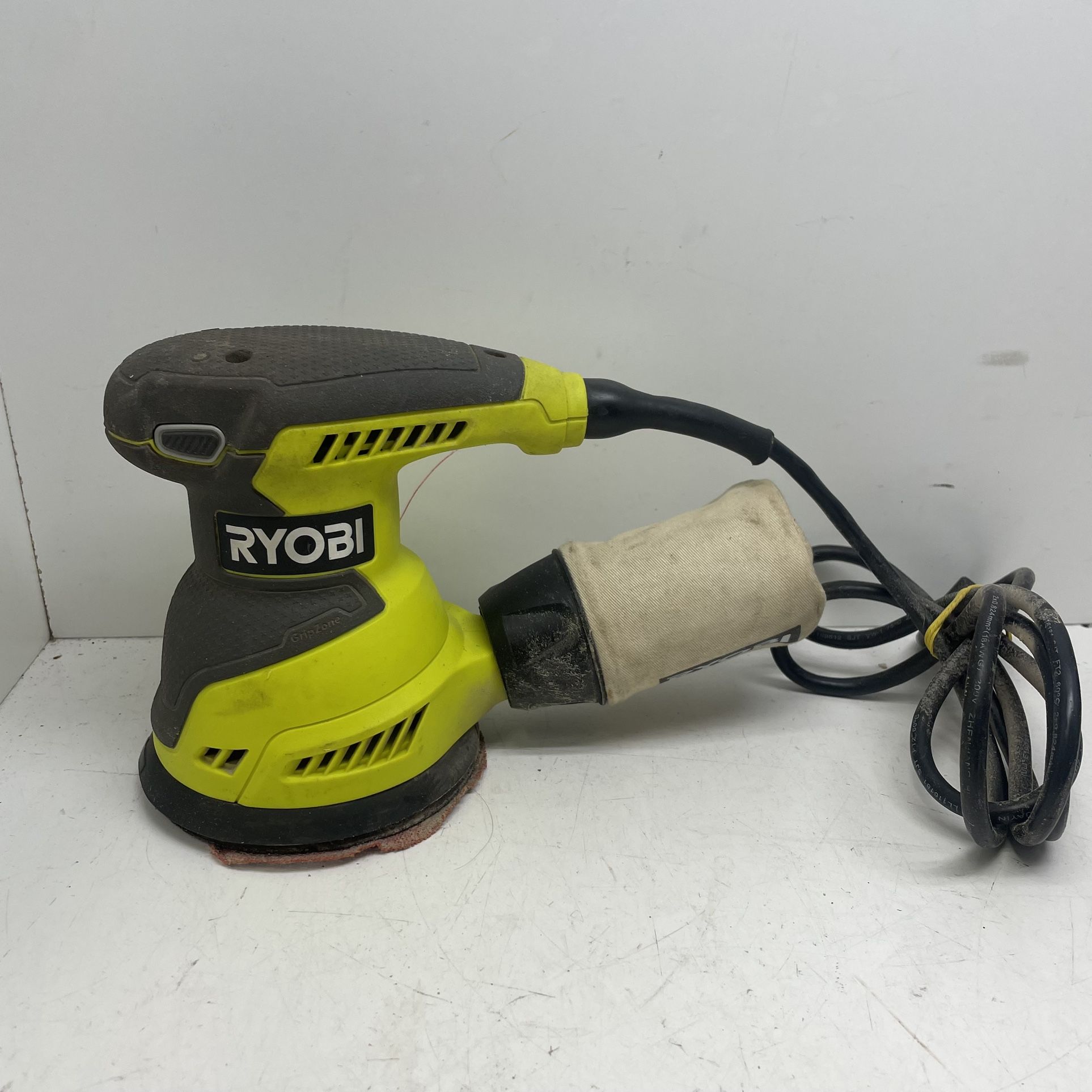 Ryobi Sander 202423/13