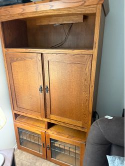 Entertainment center