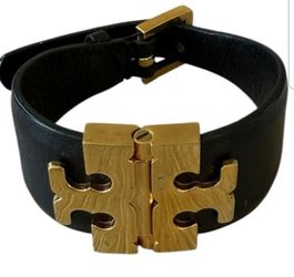 Tory Burch leather bracelet with logo buckle