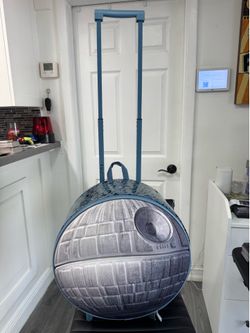 Star Wars Disney Store Exclusive DEATH STAR Kid's Rolling Carry-on Luggage Used Like New!
