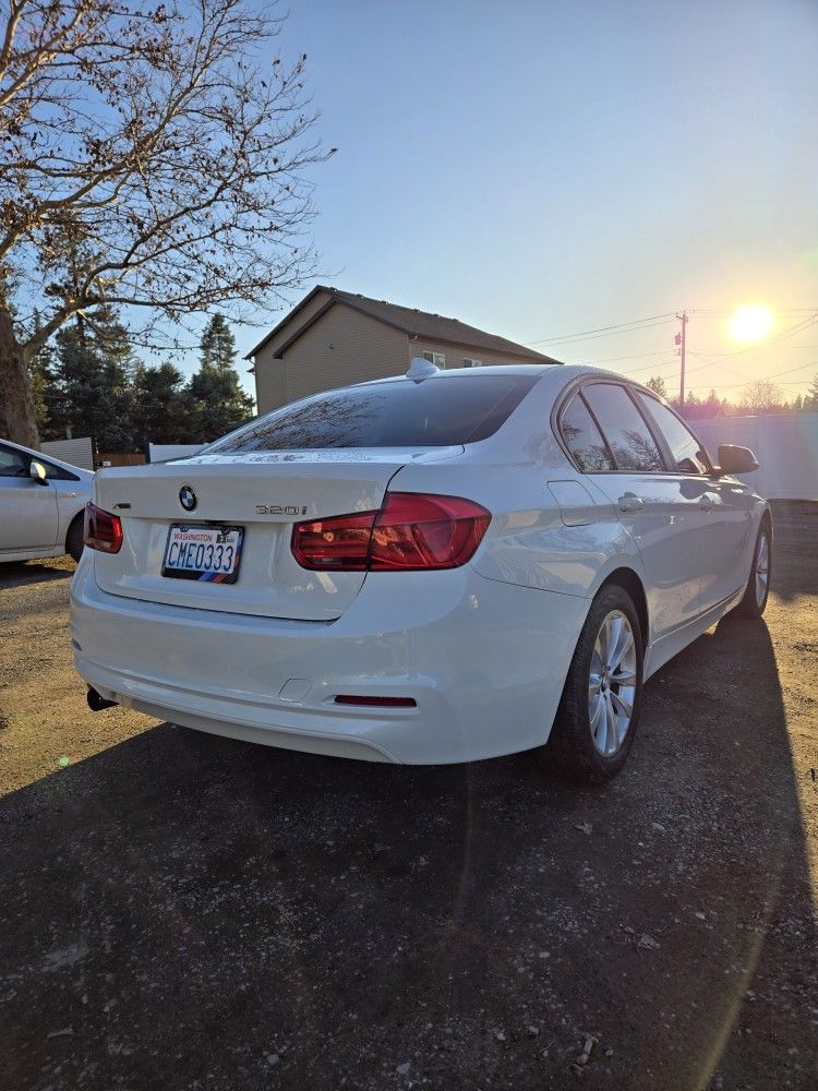 2018 BMW 320i